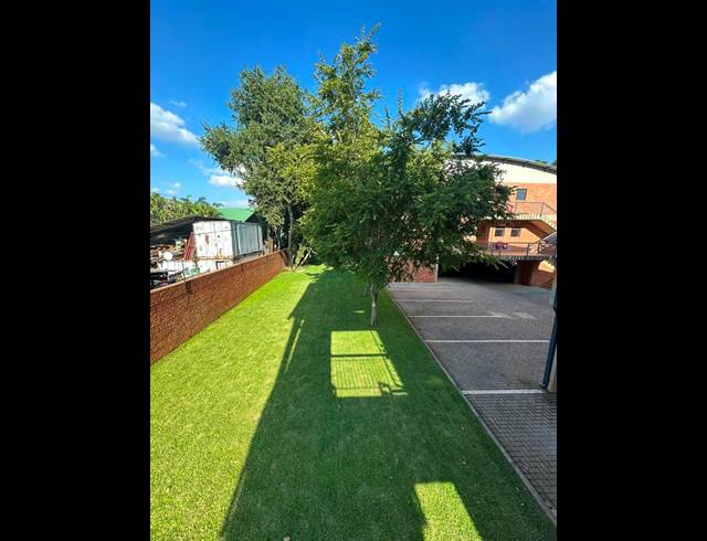 2 BEDROOM APARTMENT FOR SALE IN HATFIELD